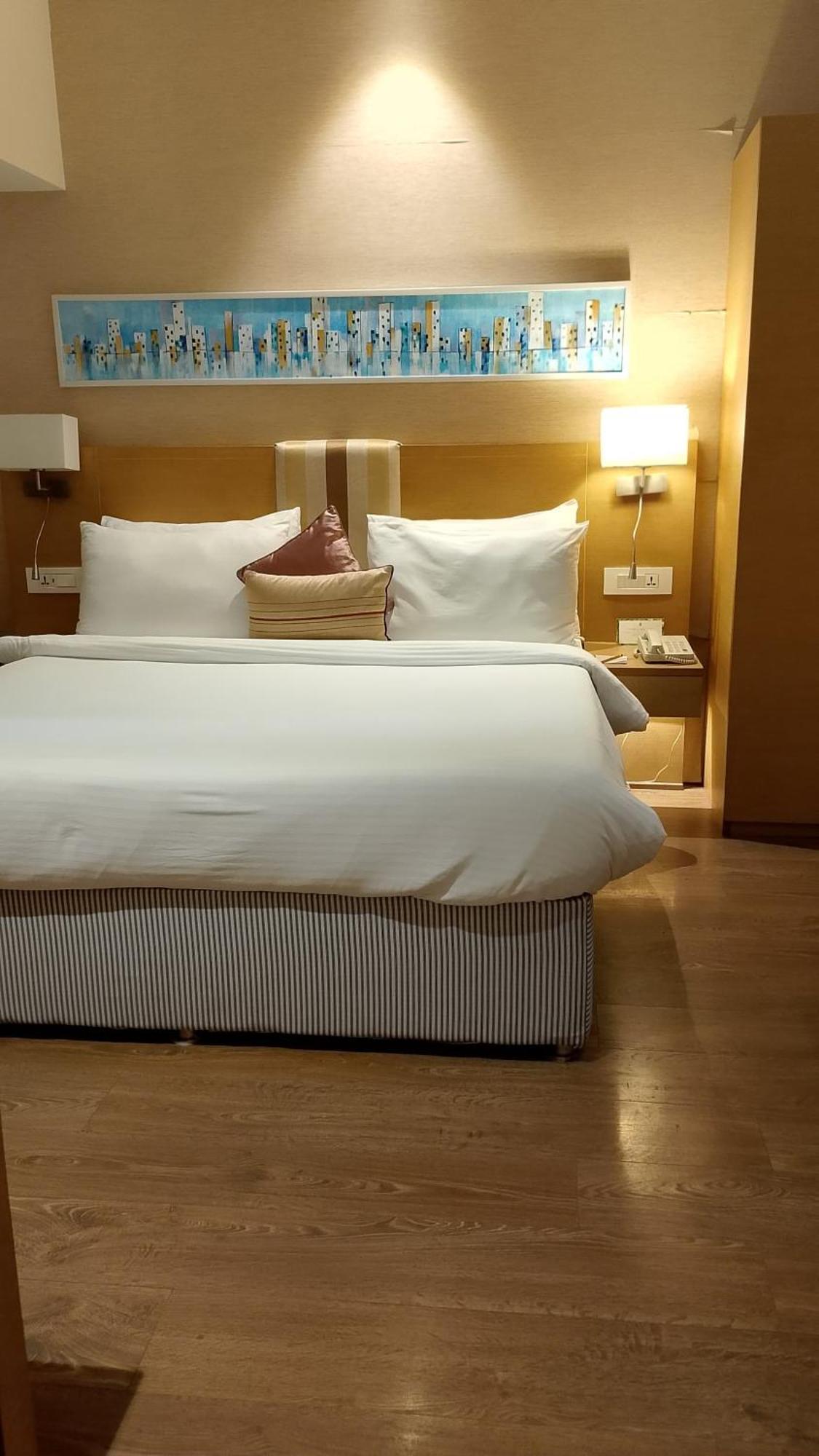 Hotel Sarovar Portico Rivera Ahmedabad
